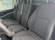 Mercedes-Benz Vito 111 CDI lang Transporter / Kastenwagen