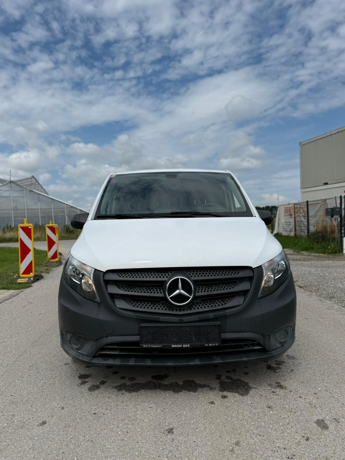 Mercedes-Benz Vito 111 CDI lang Transporter / Kastenwagen